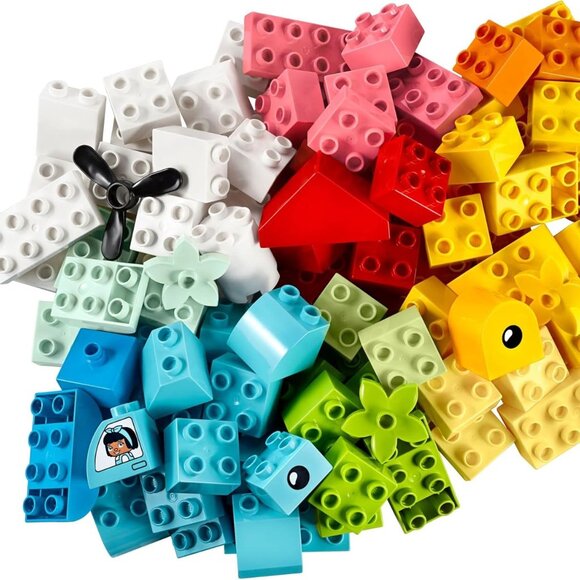 Lego DUPLO Heart Box (80 Pieces)10909 First Building Playset Brand New - Picture 3 of 12